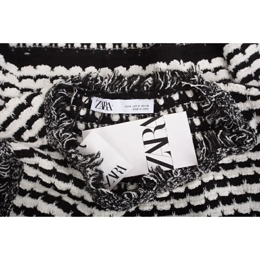 Zara Womens Knit Sweater Top Frayed Edges Rhinestone Buttons M Black White NWT